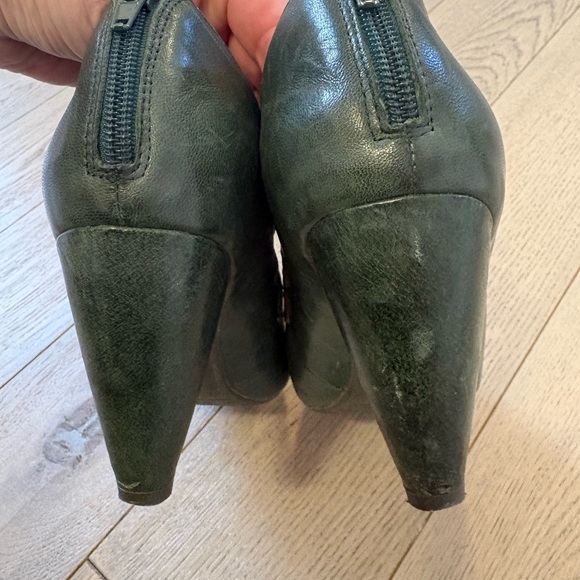 Miz Mooz Green Leather Heels - Picture 7 of 9